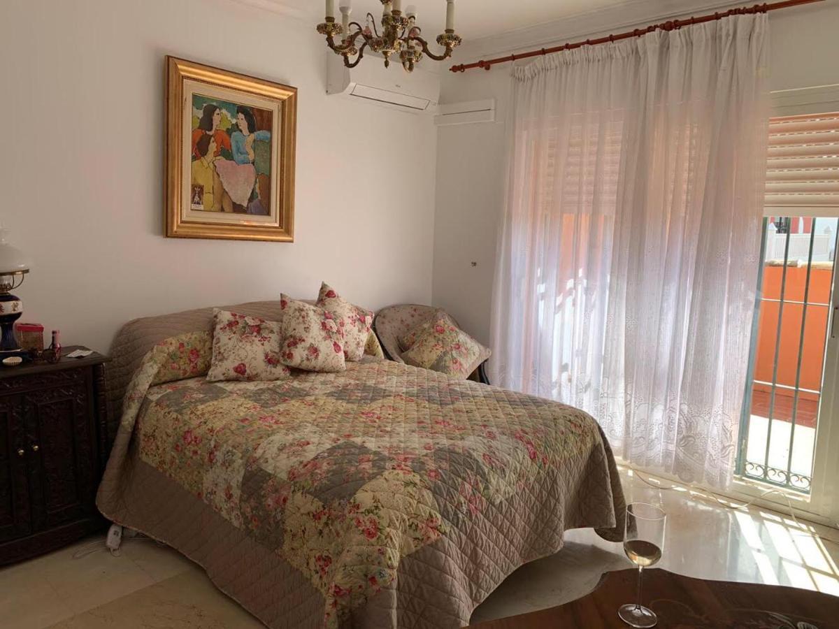 Chalet Con Piscina A 50 M De La Playa . Marbella Eksteriør bilde