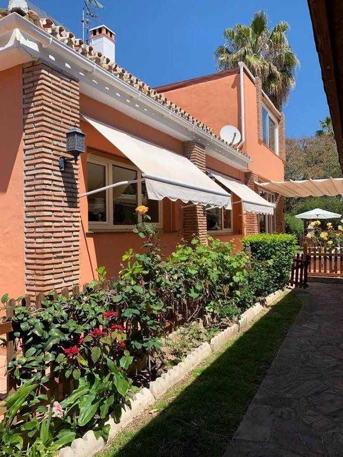 Chalet Con Piscina A 50 M De La Playa . Marbella Eksteriør bilde
