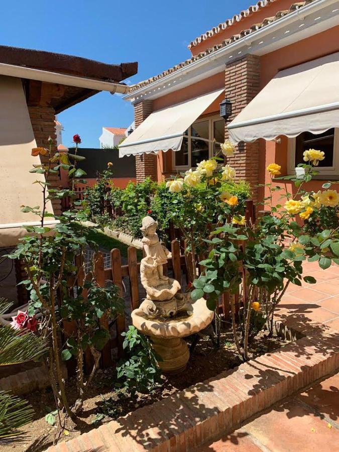 Chalet Con Piscina A 50 M De La Playa . Marbella Eksteriør bilde